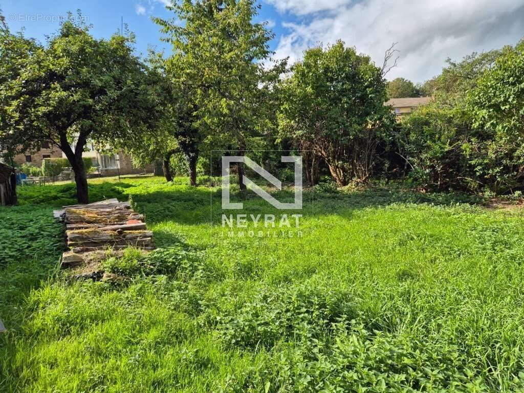 Maison à SAINT-SERNIN-DU-PLAIN