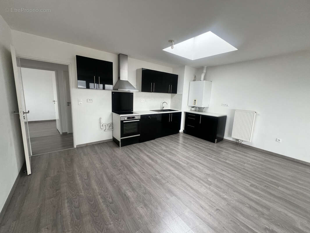 Appartement à BEZANNES