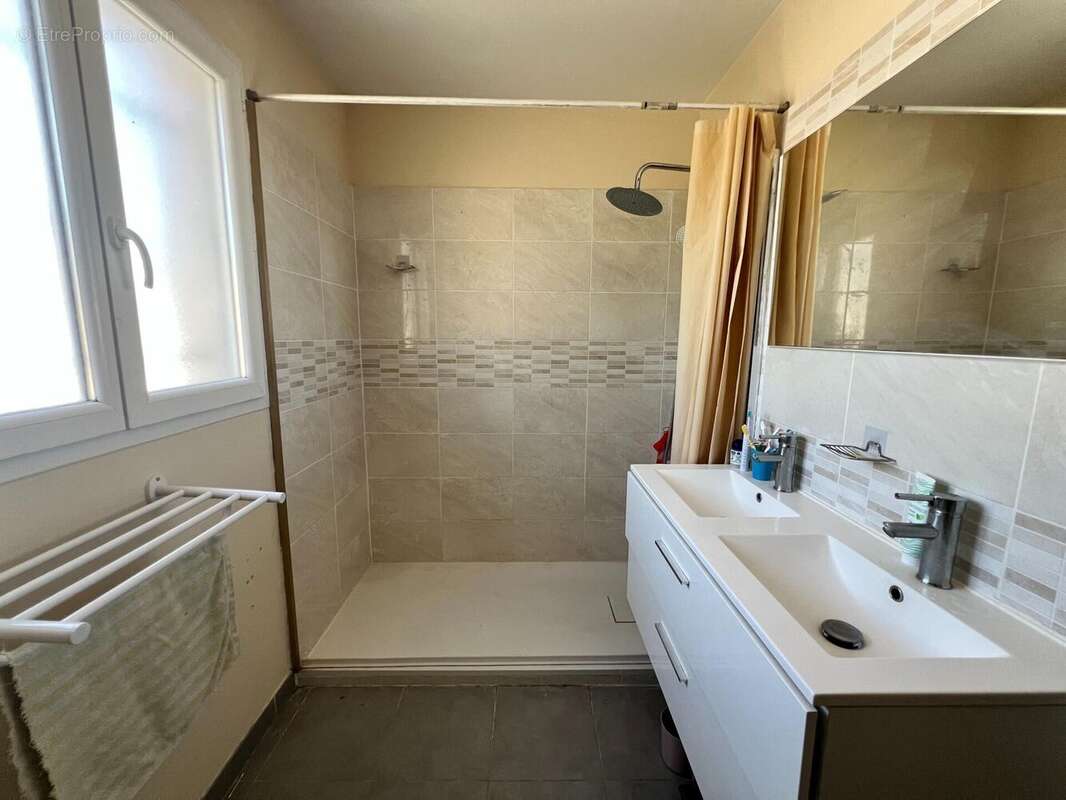 Photo 4 - Maison à MEYRARGUES