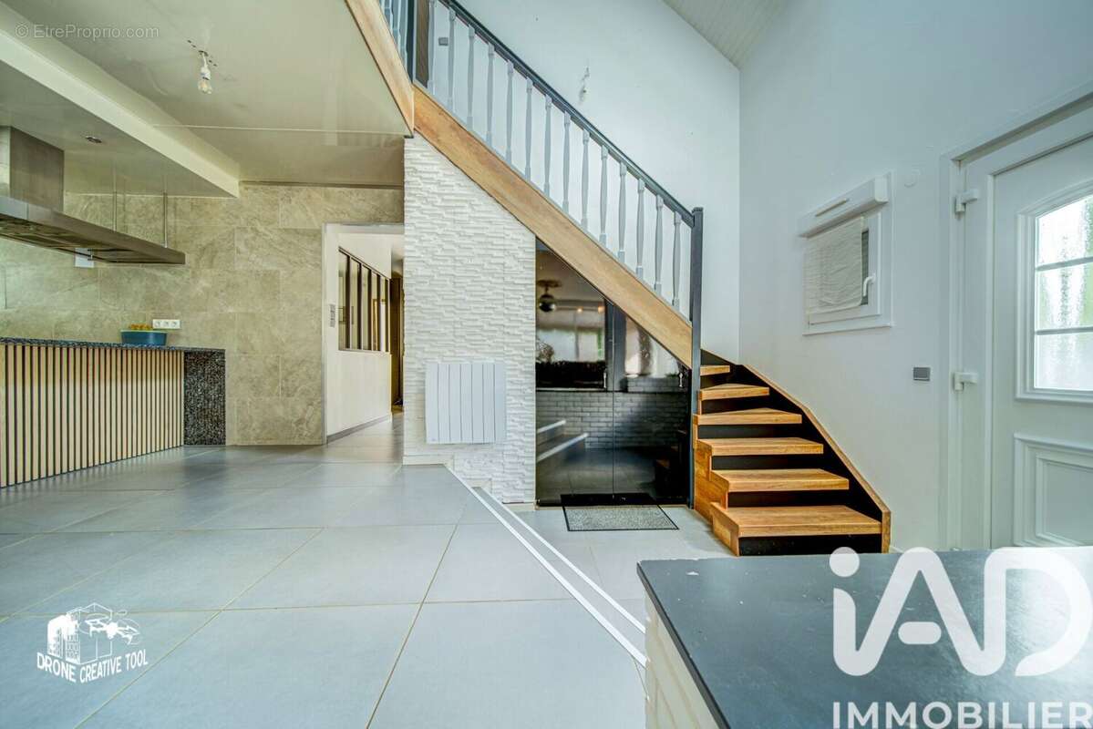 Photo 2 - Maison à MARLY