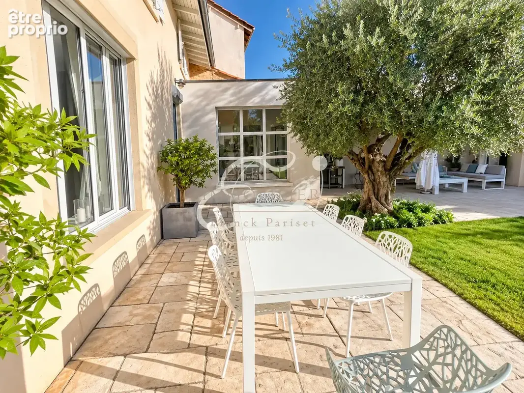Vente 69570 dardilly - magnifique maison ancienne - 280 m2 - 10 p - 6 ch - bur -  piscine - garage - photo 3
