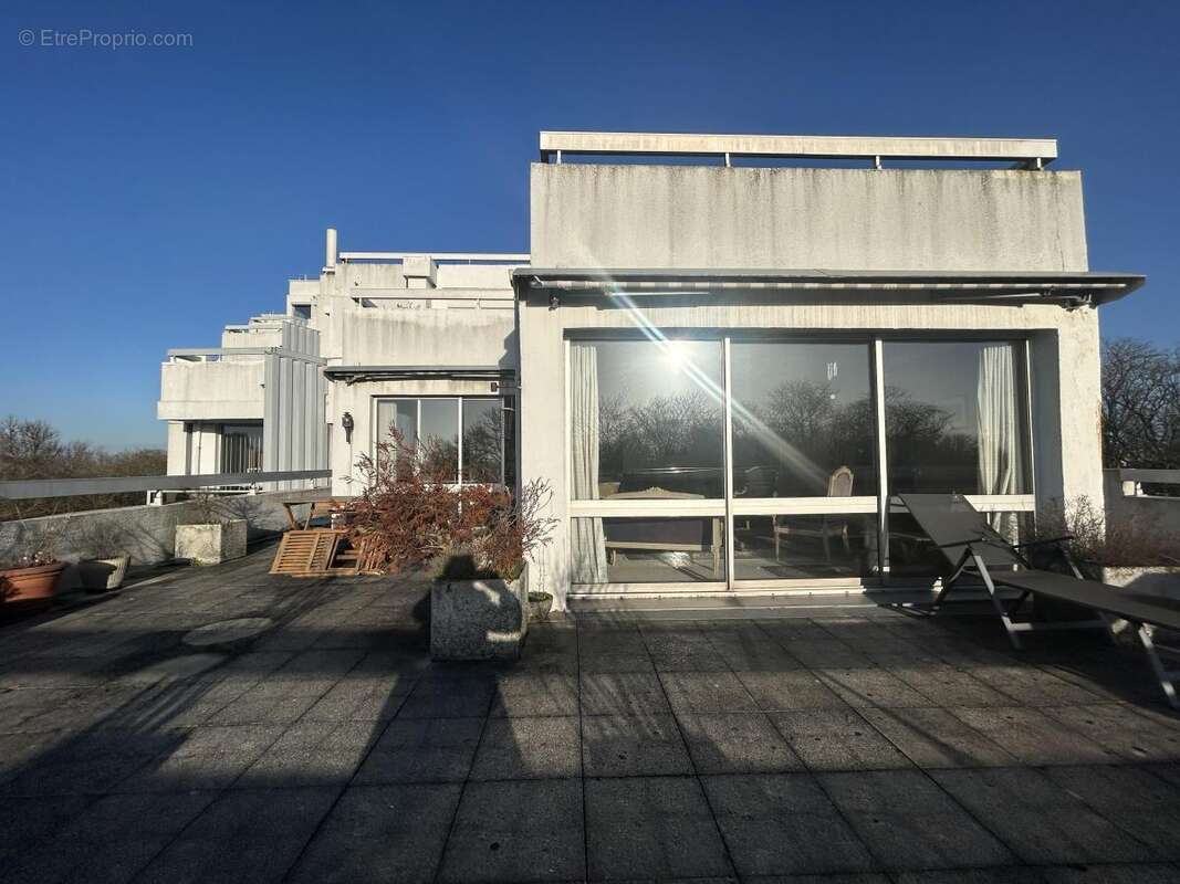 Appartement 135 m² à Cambrai  - photo 2