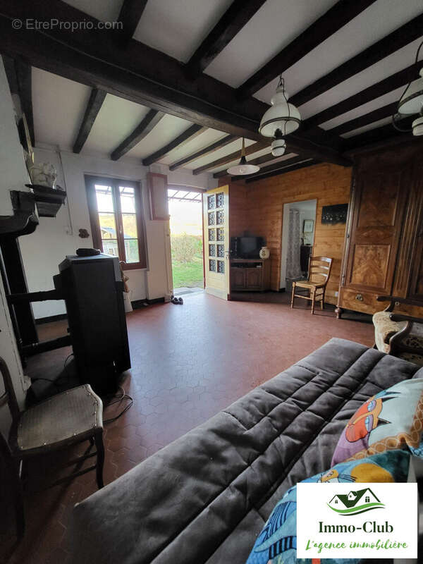 Maison à MONTIGNY-EN-MORVAN