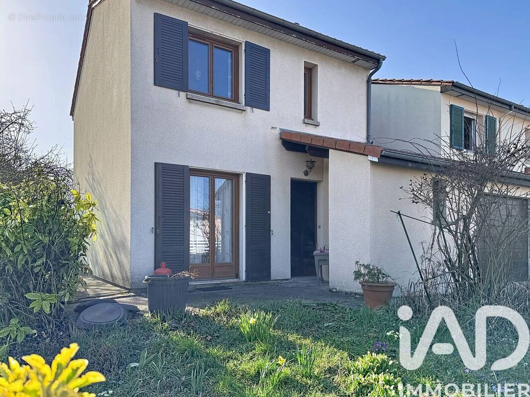 Photo 1 - Maison à LEMPDES