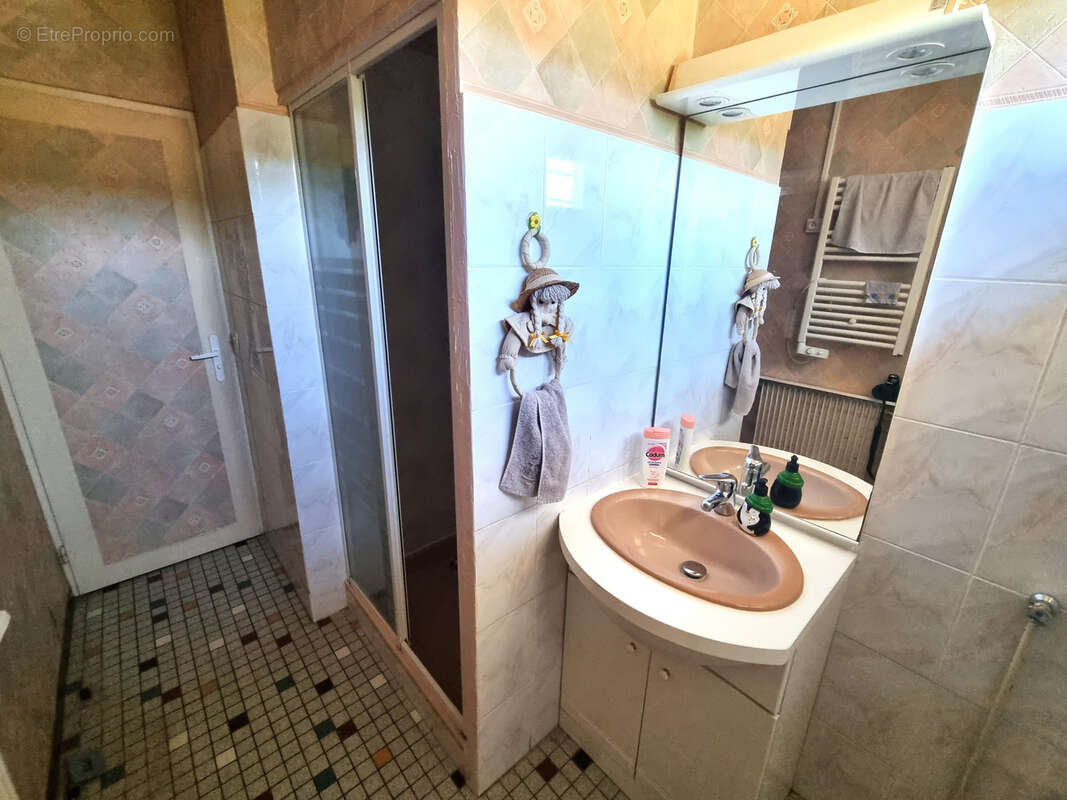BRION - 139.000 euros - photo 6