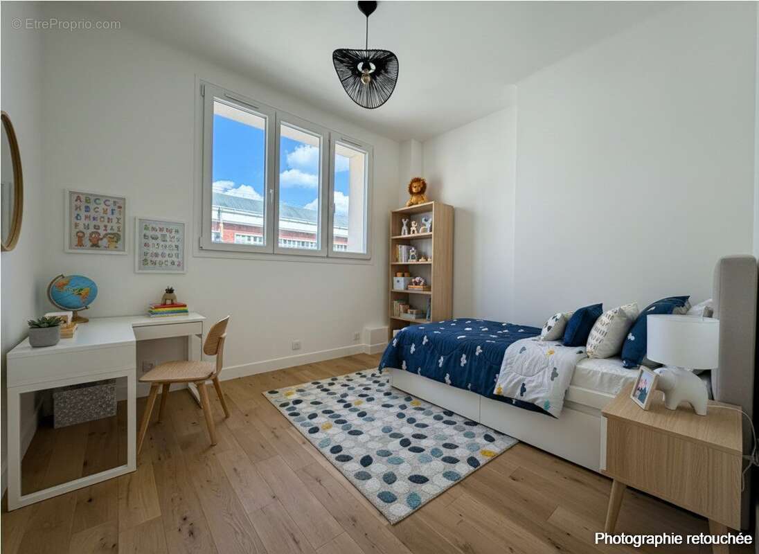Appartement à PARIS-18E
