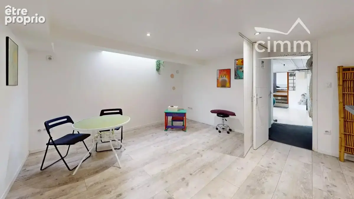 Maison  3 pièces  avec  espace professionnel - photo 11