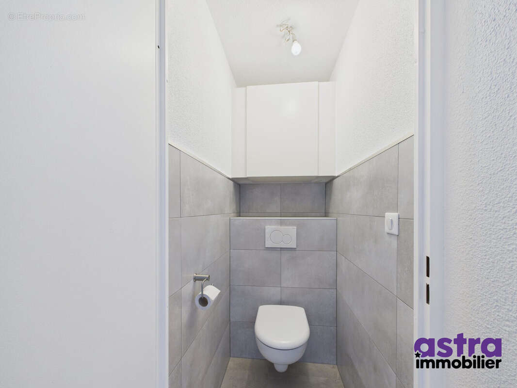 Appartement à FROUZINS