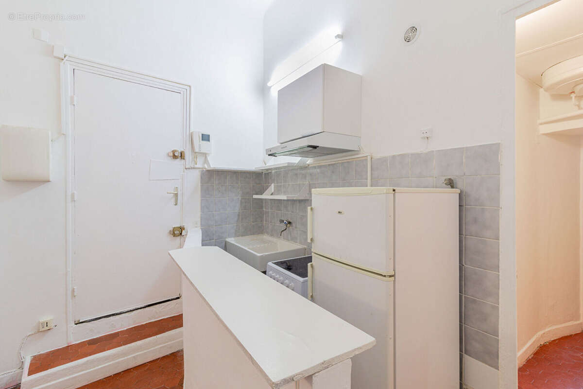 Appartement à MARSEILLE-1E