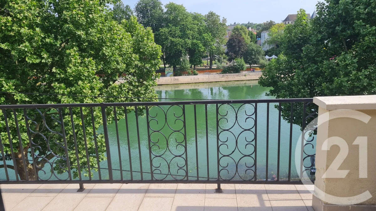 Autre à THORIGNY-SUR-MARNE