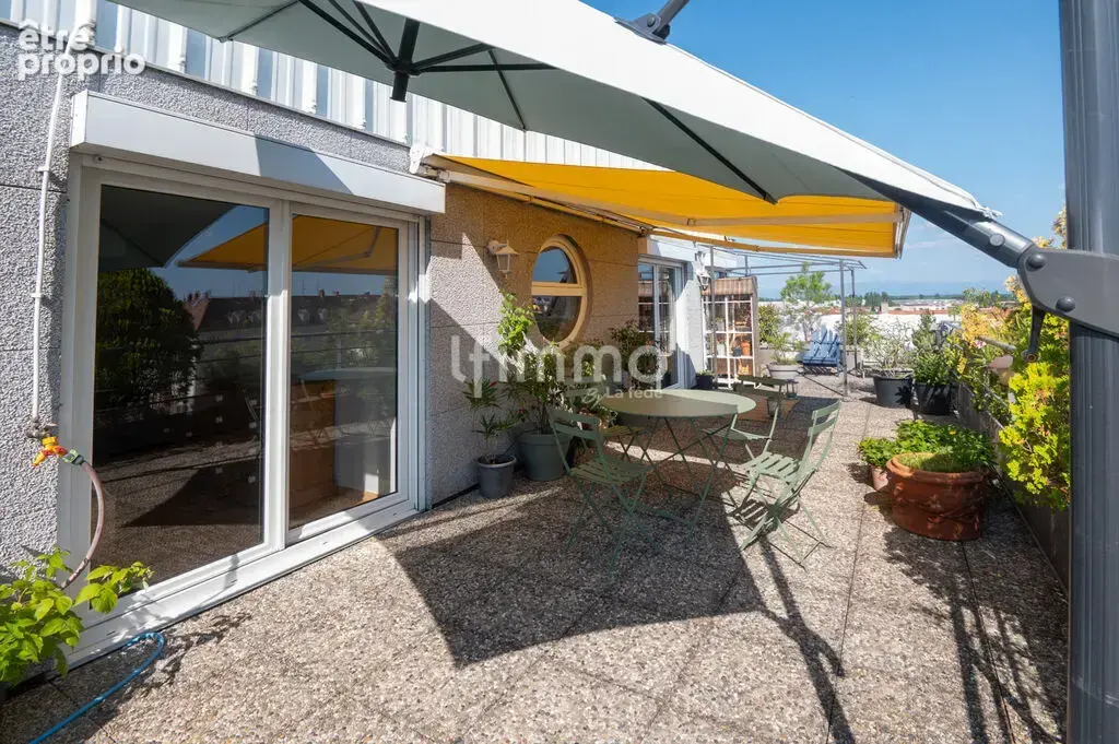 Très bel attique 149 m² env. avec terrasse 63 m², 2 parkings et - photo 18