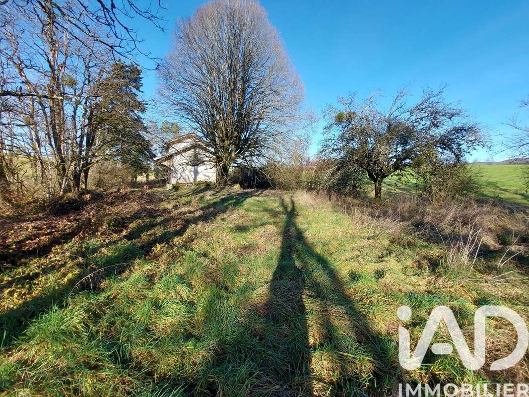 Photo 4 - Maison à SAINT-HYMETIERE