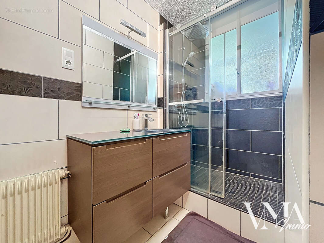 Appartement à CHAMPAGNE-AU-MONT-D'OR
