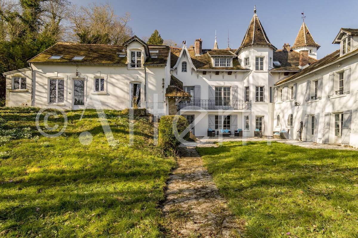 Maison à HARDRICOURT