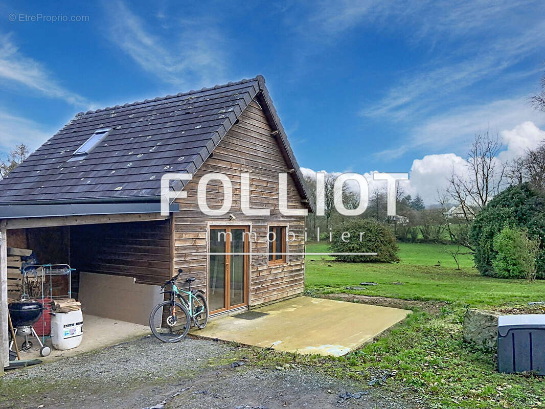 Maison à LA COLOMBE