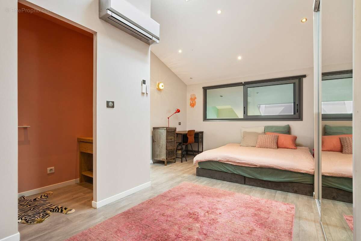 Appartement duplex, 190 m², vue panoramique, dernier étage! - photo 9