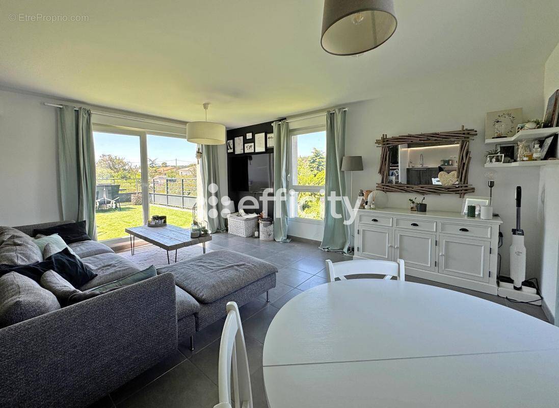 Appartement à MARSEILLE-13E