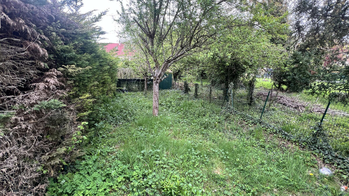 Appartement à LA FERTE-ALAIS