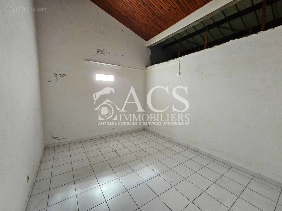 Appartement à SAINTE-LUCE