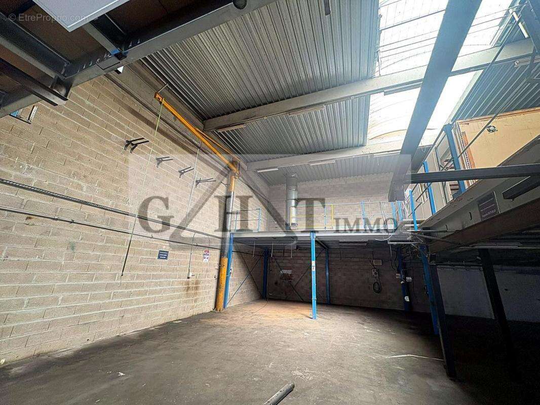Entrepot 450 m² a savigny le temple a vendre - photo 12