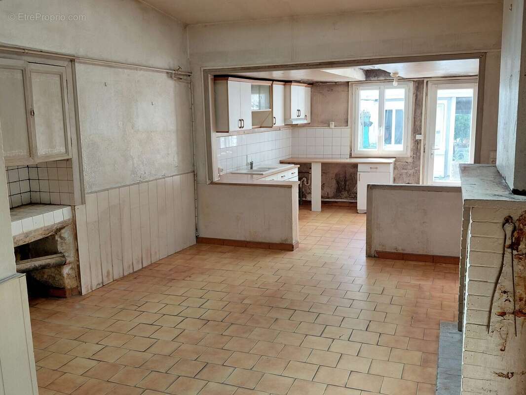 Maison à MIRAMBEAU