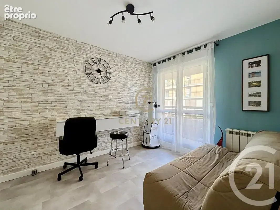 Appartement 5 pièces 113 m² à vendre à Lyon-8e (69008) - photo 5