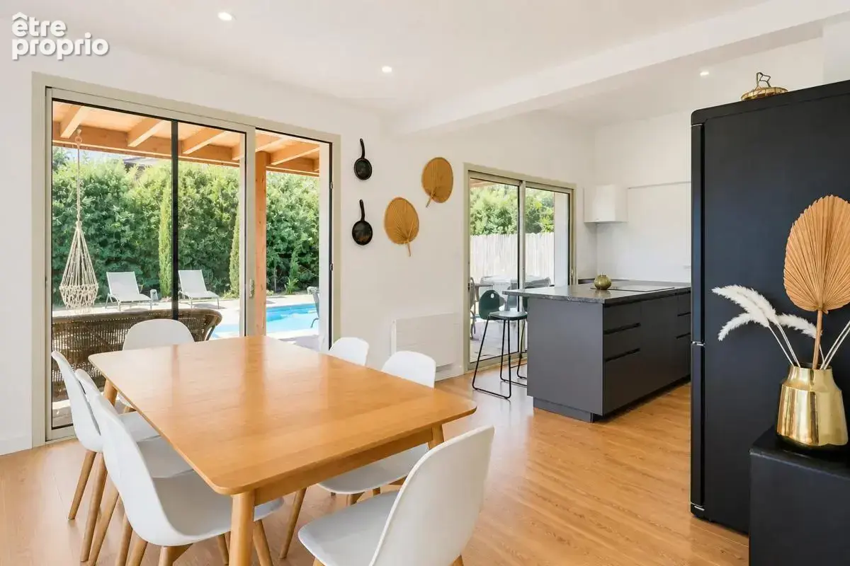 Maison de 7 pièces de 140 m² à Arès Emplacement d’exception - photo 7