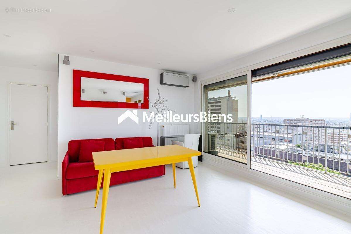 Appartement à PARIS-20E