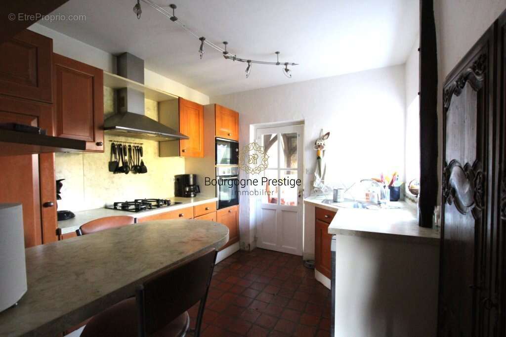 Maison à SENNECEY-LE-GRAND