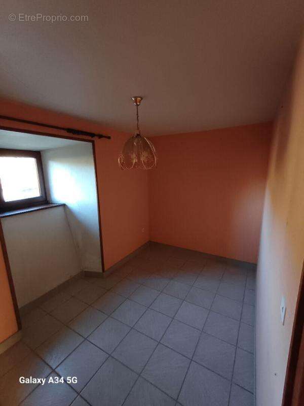 Maison en pierres de 103m² - photo 10
