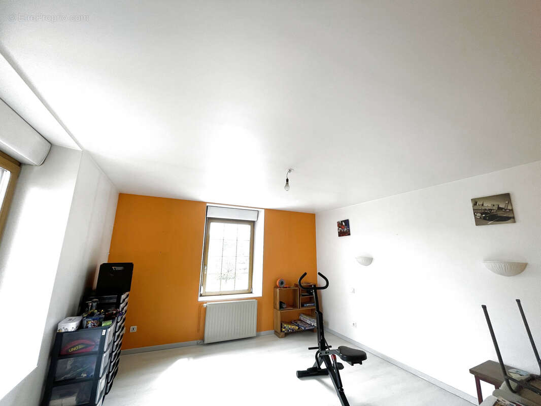 Maison à CHAMPAGNEY