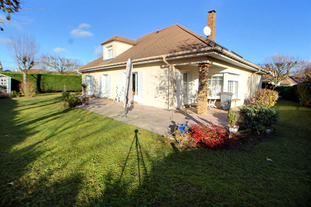 Maison à VERNOUILLET