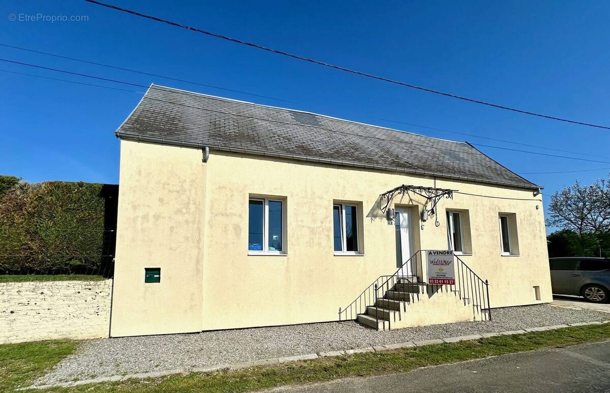 Maison à ESQUEHERIES