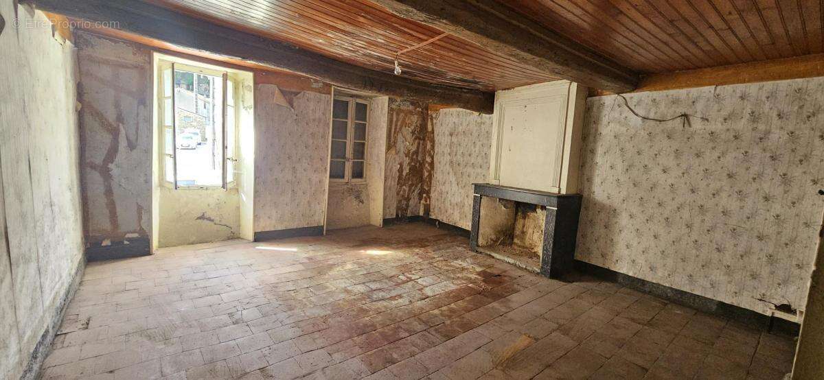 Maison 230 m² à Valleraugue  - photo 9