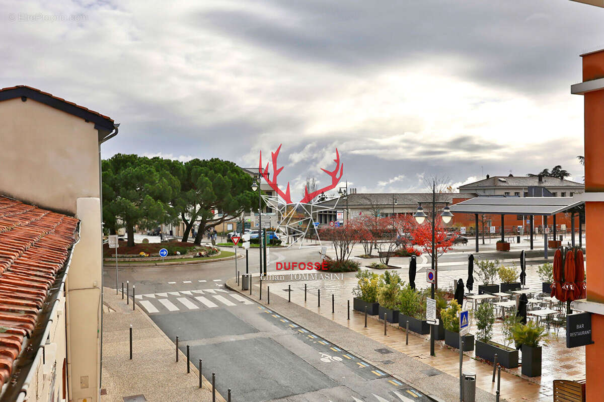 Appartement à LA TOUR-DE-SALVAGNY