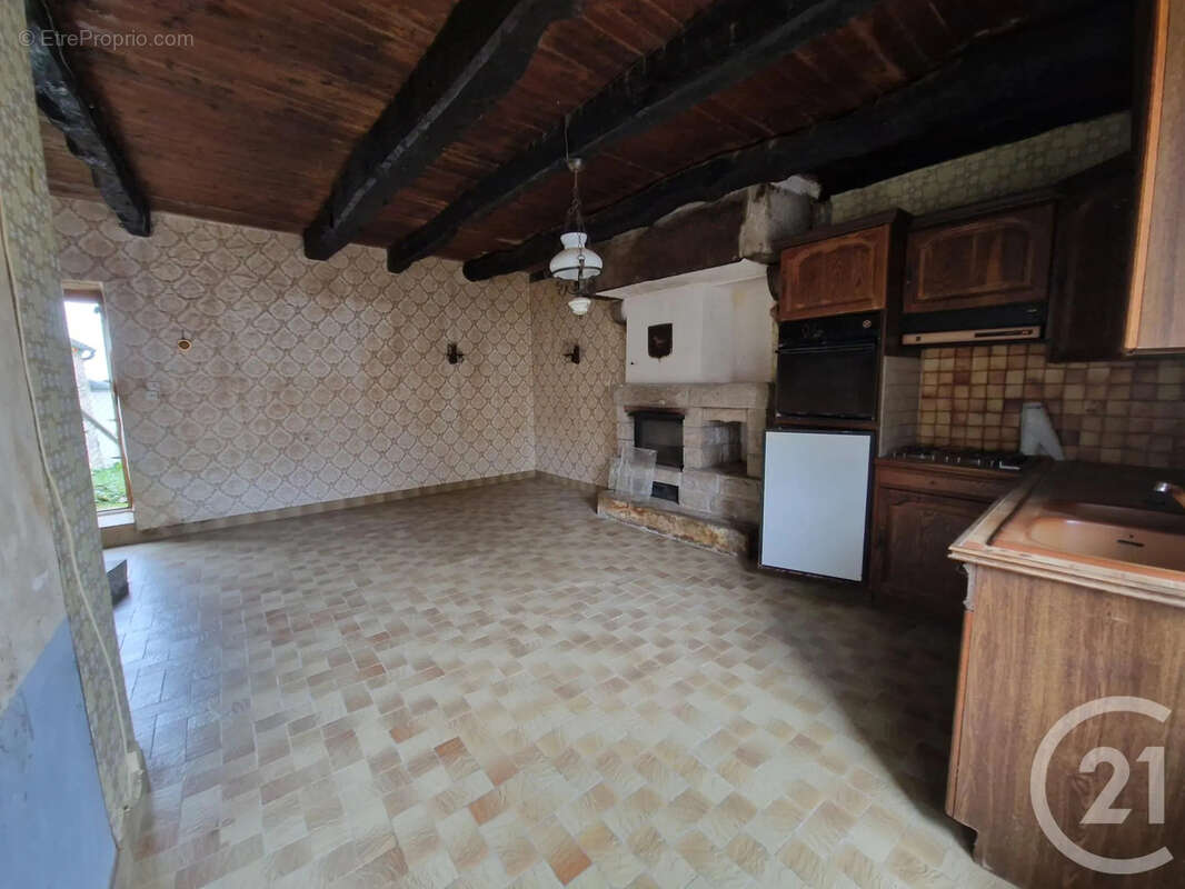 Maison à PLESSIX-BALISSON