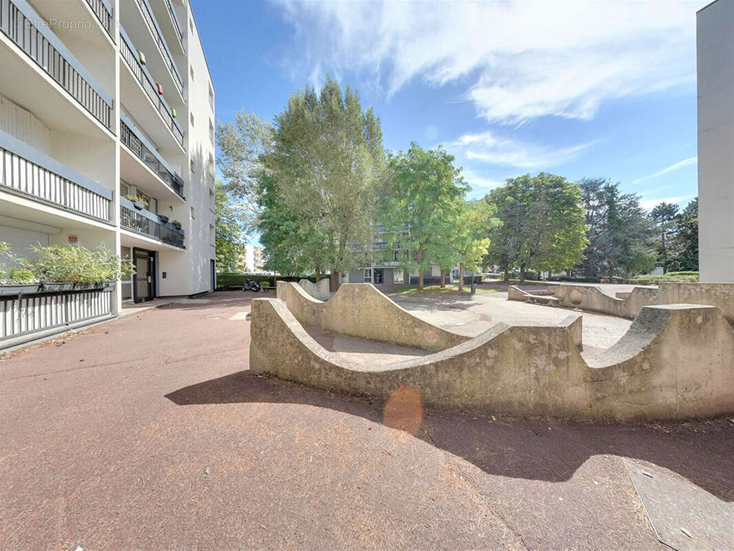 Appartement à ROISSY-EN-BRIE