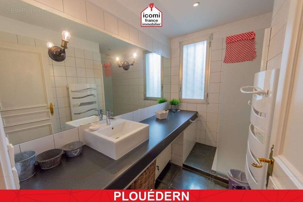 Maison à PLOUEDERN