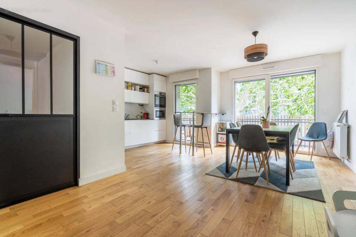 Appartement à CLICHY