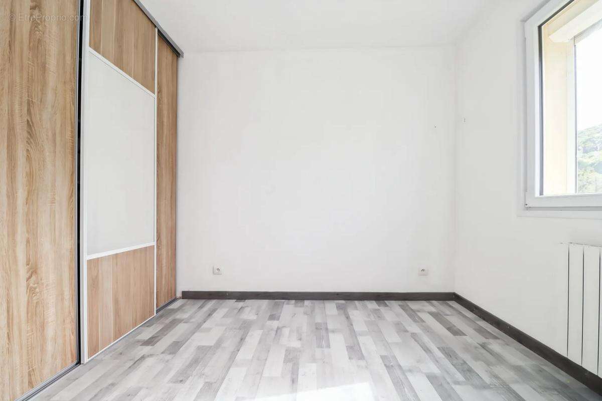 Maison à SAINT-VICTOR-SUR-OUCHE