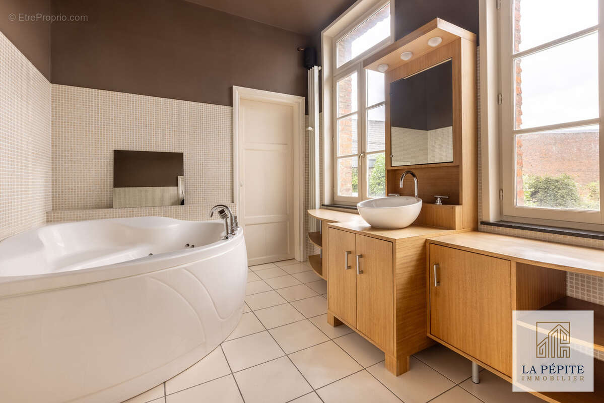 Maison à VALENCIENNES