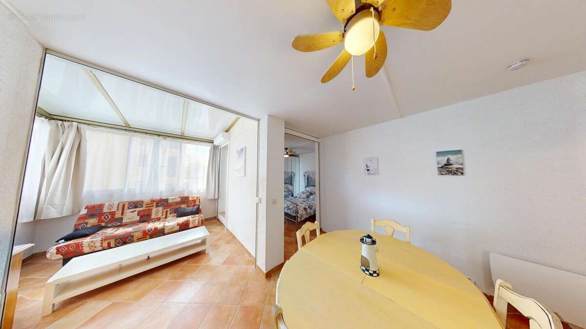 Photo 4 - Appartement à BORMES-LES-MIMOSAS
