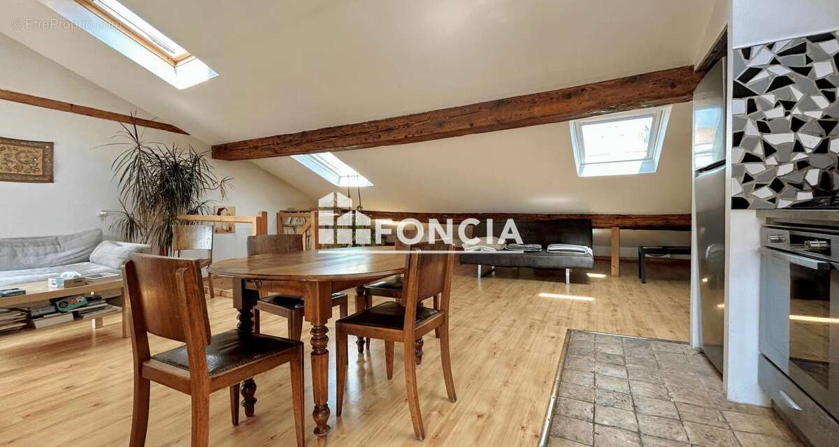 Appartement à LYON-4E