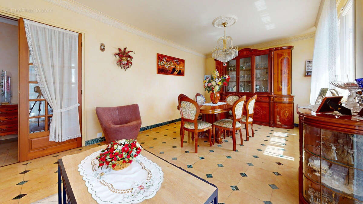 Maison à DRANCY