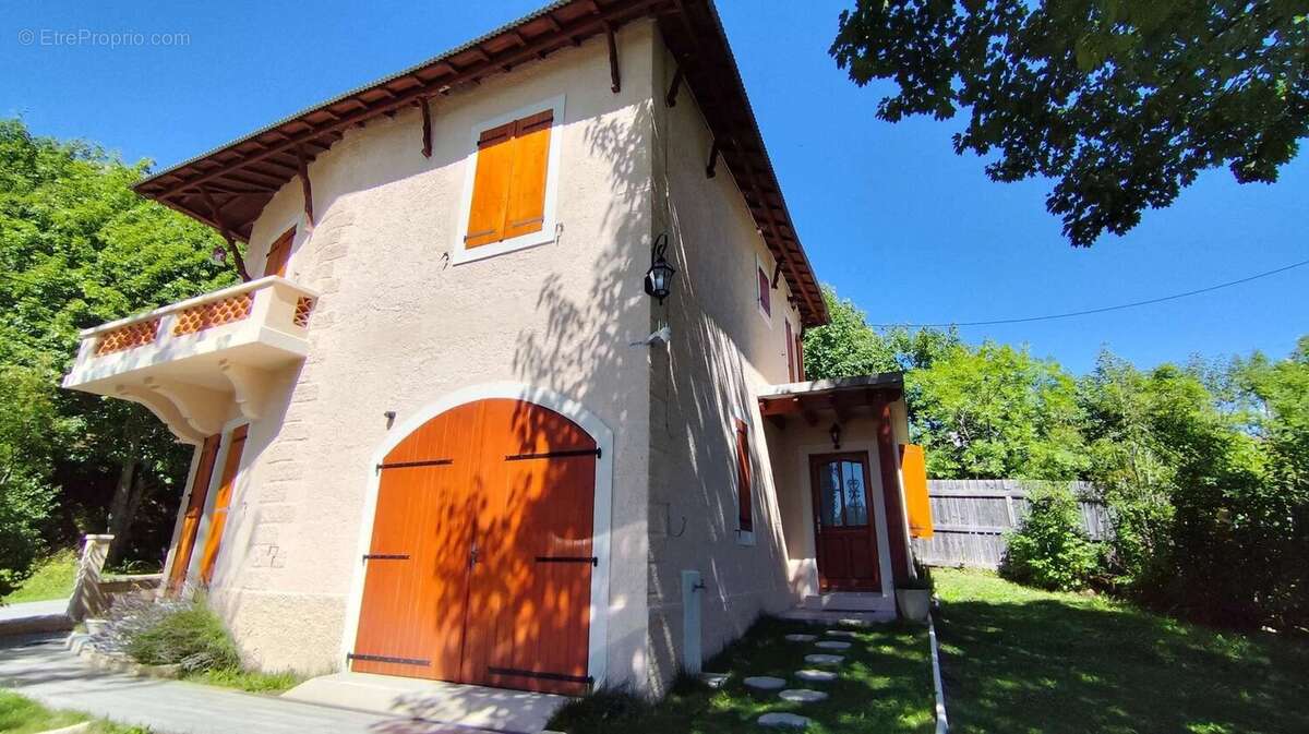 Maison 5 pièces  98 m² - garage - photo 3