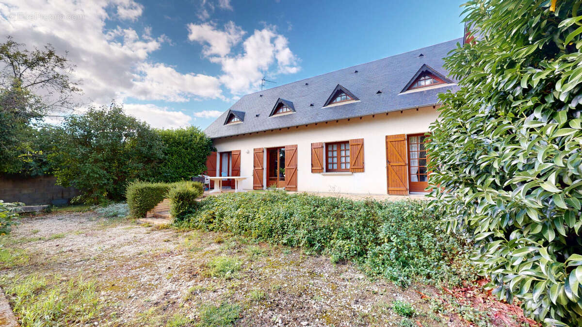 Maison à SAINT-GERMAIN-DU-PUY