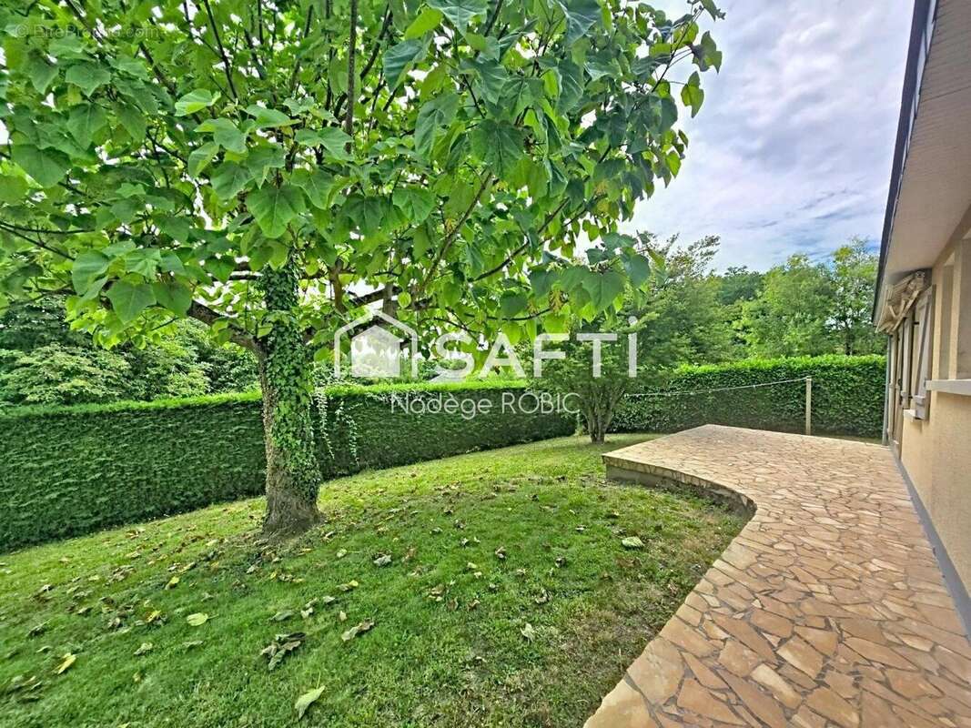 Maison 93 m² à Chaumont-D'anjou  - photo 7