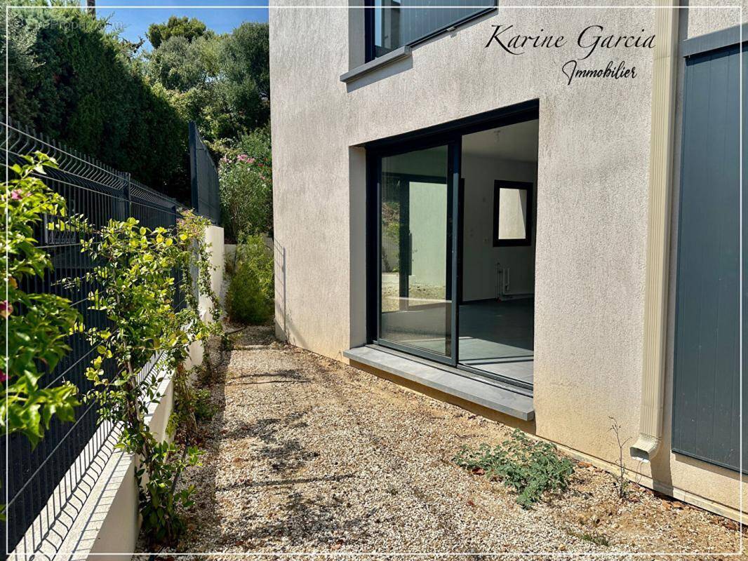 Appartement à SIX-FOURS-LES-PLAGES