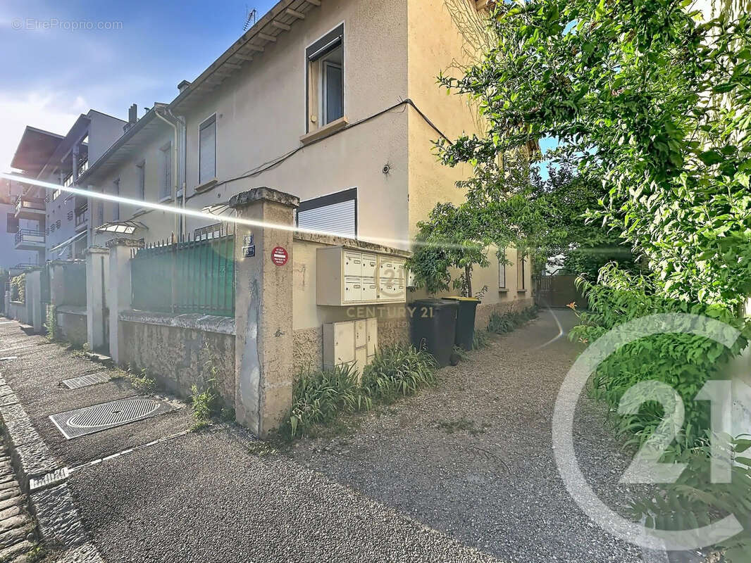 Appartement 17 m² à Lyon-8e  - photo 9
