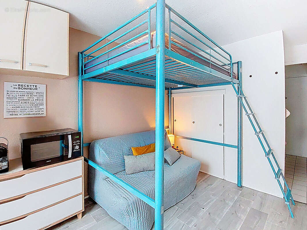 Studio avec mezzanine d'une capacité de 4 personnes - photo 3
